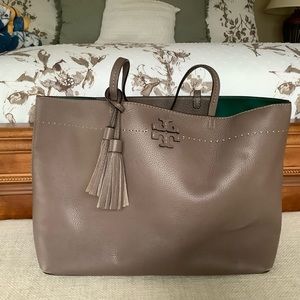 TORY BURCH McGraw Large Pebbled Leather Tote